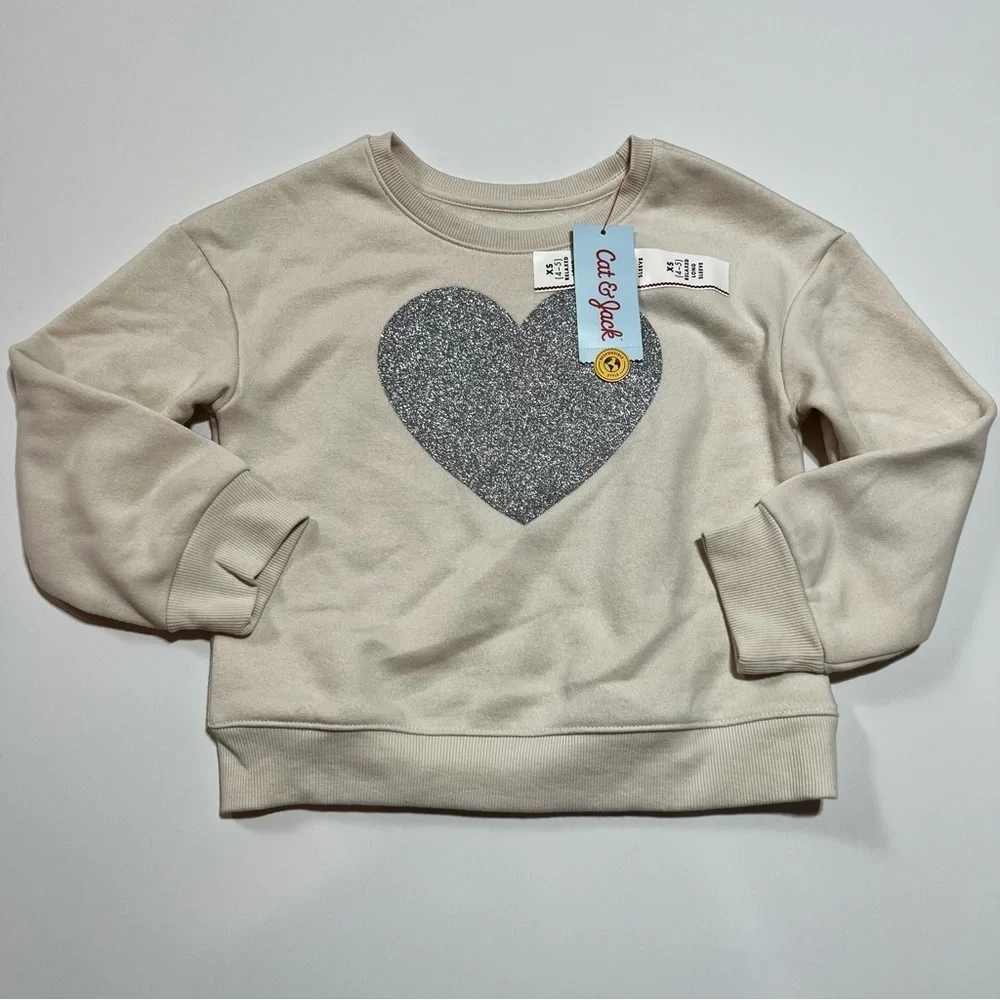 NWT Cat & Jack Girls Fleece Glitter Heart Graphic Sweatshirt- Cream XS